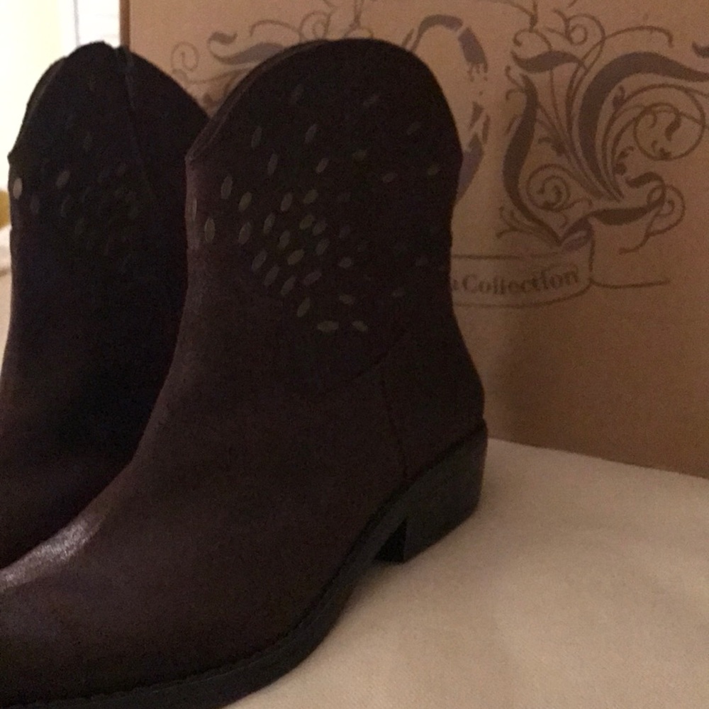 Nine West Dark Brown Leather Boots